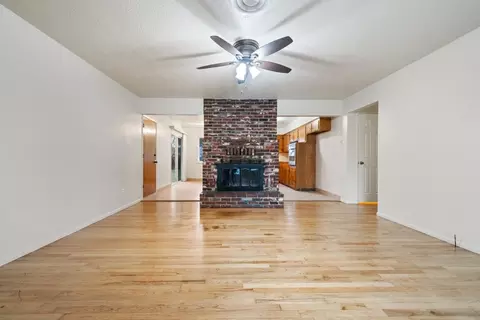Living - 6433 Paso Dr, Redding, CA 96001 photo 4 of 4
