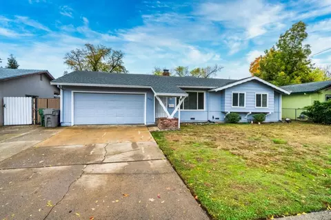 6433 Paso Dr, Redding, CA 96001