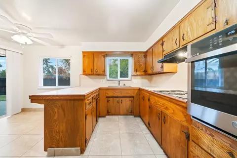Kitchen - 6433 Paso Dr, Redding, CA 96001 photo 2 of 2