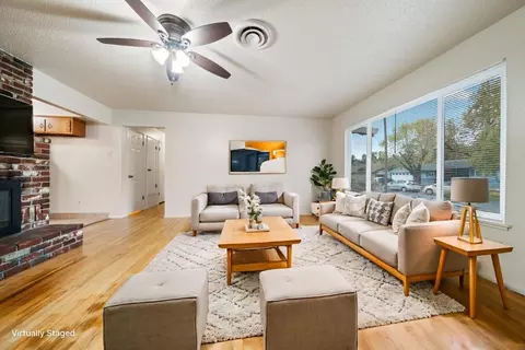 Living - 6433 Paso Dr, Redding, CA 96001 photo 1 of 4