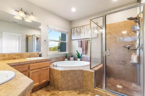 1638 Galaxy Way, Redding, CA 96002 photo 19