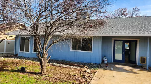 Exterior - 1964 Trumpet Dr, Redding, CA 96003 photo 6 of 6