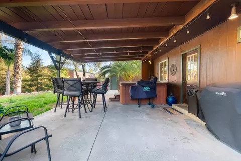 Exterior - 12659 Shalon Dr, Redding, CA 96002 photo 8 of 10