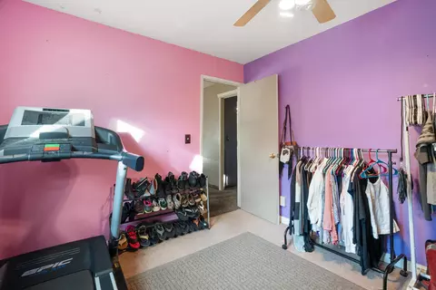 Bedroom - 12659 Shalon Dr, Redding, CA 96002 photo 3 of 6