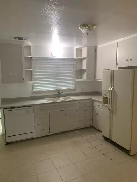 1422 Willis St, Redding, CA 96001 photo 14