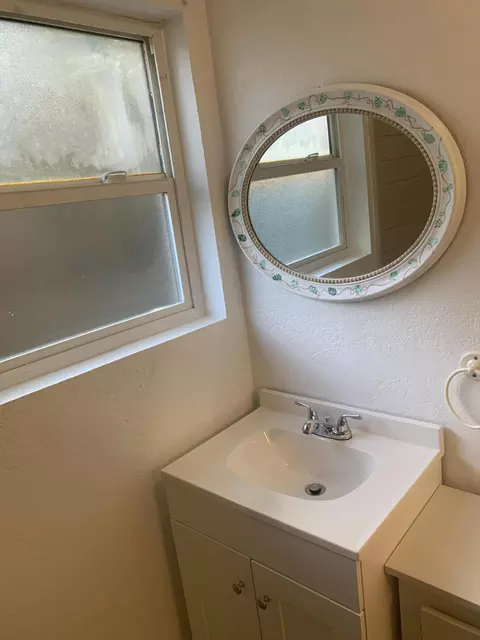 1422 Willis St, Redding, CA 96001 photo 30