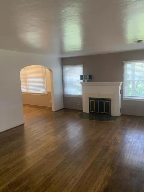 1422 Willis St, Redding, CA 96001 photo 7