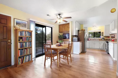 8463 Rocklin Way, Redding, CA 96001 photo 7