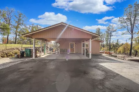 8463 Rocklin Way, Redding, CA 96001 photo 17