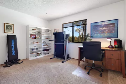 8463 Rocklin Way, Redding, CA 96001 photo 12