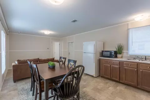 2200 Jewell Ln #7, Redding, CA 96001
