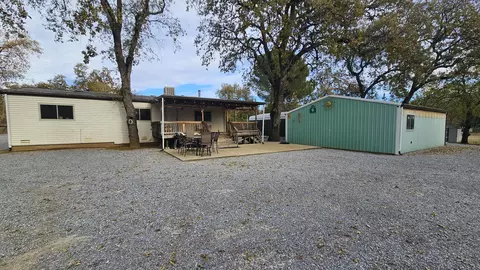 13882 Sandisle Dr, Redding, CA 96003 photo 6