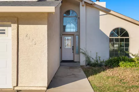 2120 Cilantro Dr, Redding, CA 96003 photo 2