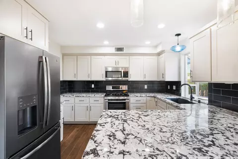 2120 Cilantro Dr, Redding, CA 96003 photo 9
