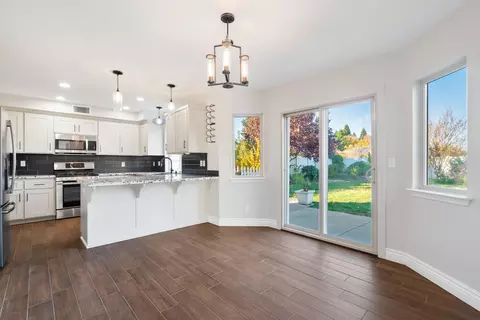 2120 Cilantro Dr, Redding, CA 96003 photo 8