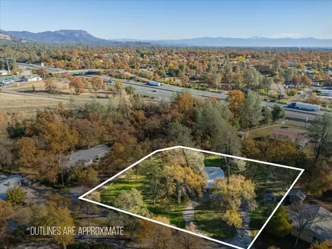 2911 Oak St, Shasta Lake, CA 96019