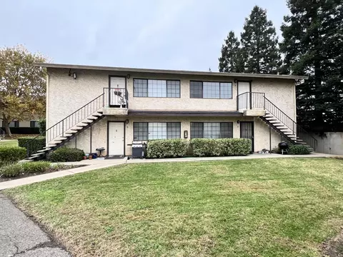 1255 Burton Ct, Redding, CA 96003