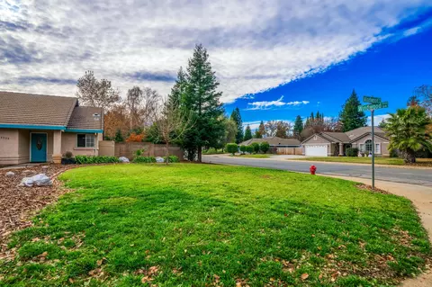 2323 Windwood Ct, Redding, CA 96002 photo 34