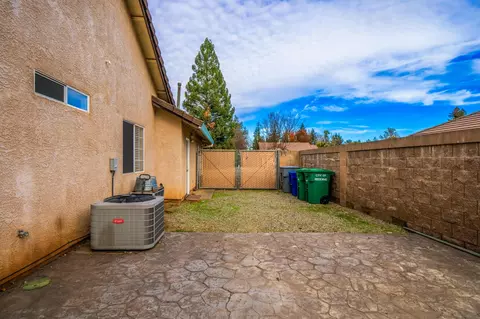2323 Windwood Ct, Redding, CA 96002 photo 26