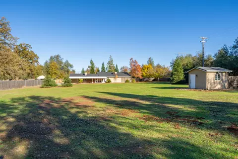 Exterior - 3451 Rancho Rd, Redding, CA 96002 photo 21 of 35