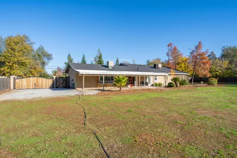 Exterior - 3451 Rancho Rd, Redding, CA 96002 photo 18 of 35