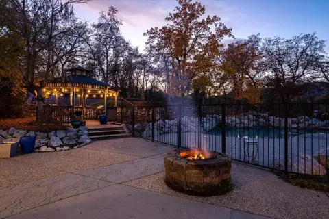Exterior - 8286 Muscat Ct, Redding, CA 96001 photo 31 of 39