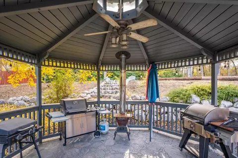 Exterior - 8286 Muscat Ct, Redding, CA 96001 photo 12 of 39