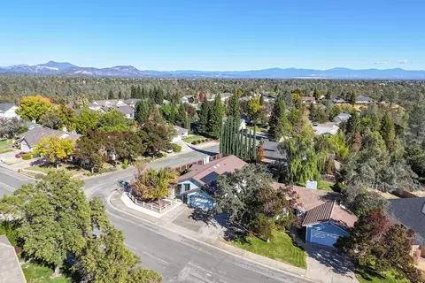 View/Area - 1389 River Ridge Dr, Redding, CA 96003 photo 1 of 4