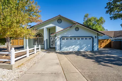 Exterior - 1389 River Ridge Dr, Redding, CA 96003 photo 24 of 25