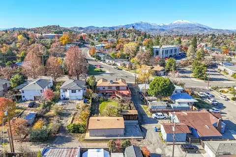 View/Area - 1129 Almond Ave, Redding, CA 96001 photo 10 of 15
