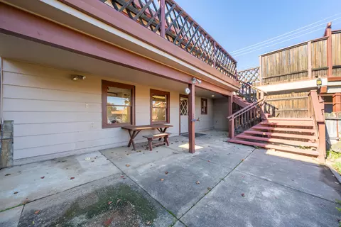 Exterior - 1129 Almond Ave, Redding, CA 96001 photo 12 of 23