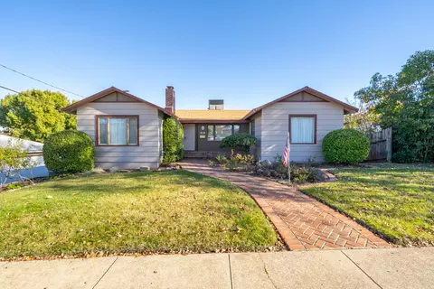 Exterior - 1129 Almond Ave, Redding, CA 96001 photo 4 of 23