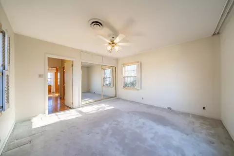 Bedroom - 1129 Almond Ave, Redding, CA 96001 photo 6 of 8