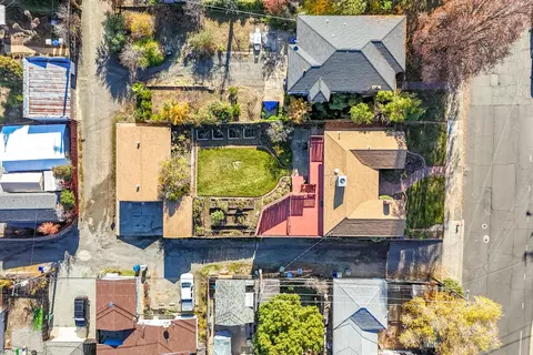 View/Area - 1129 Almond Ave, Redding, CA 96001 photo 14 of 15