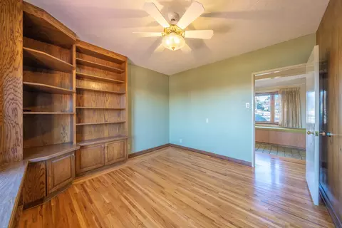 Bedroom - 1129 Almond Ave, Redding, CA 96001 photo 2 of 8
