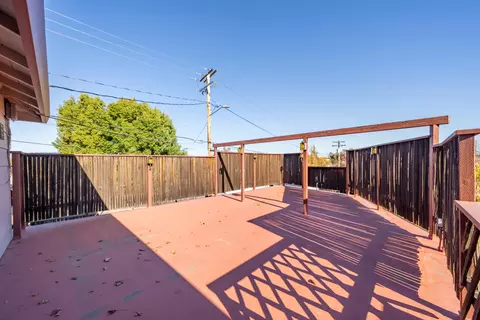 Exterior - 1129 Almond Ave, Redding, CA 96001 photo 7 of 23