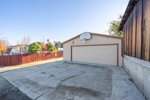 Exterior - 1129 Almond Ave, Redding, CA 96001 photo 23 of 23