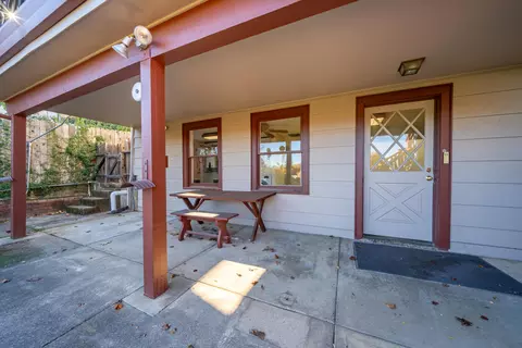 Exterior - 1129 Almond Ave, Redding, CA 96001 photo 11 of 23