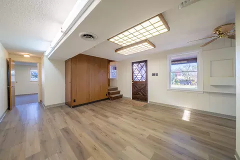 Living - 1129 Almond Ave, Redding, CA 96001 photo 5 of 5