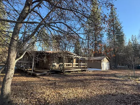 40759 Old School Rd, Fall River Mills, CA 96028