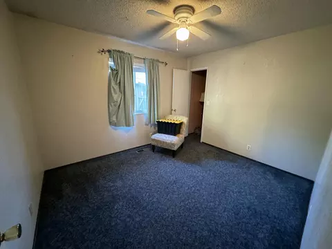 Bedroom - 20219 Mapleleaf St, Burney, CA 96013 photo 5 of 10