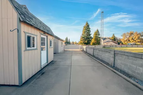 4301 Key West Dr, Redding, CA 96002 photo 33