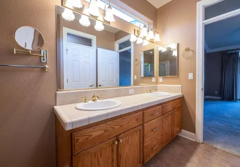 4301 Key West Dr, Redding, CA 96002 photo 18