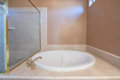 4301 Key West Dr, Redding, CA 96002 photo 19