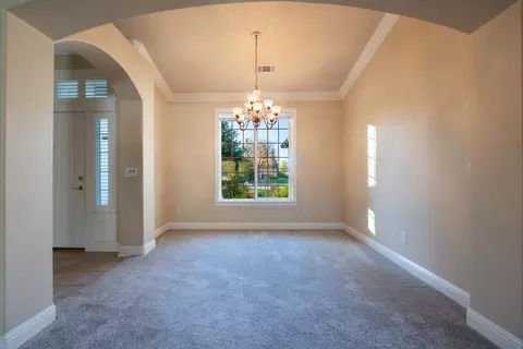 4301 Key West Dr, Redding, CA 96002 photo 5
