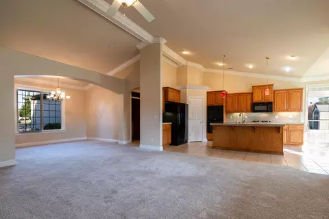 4301 Key West Dr, Redding, CA 96002 photo 6