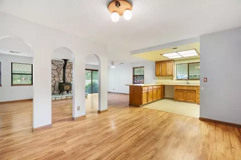 3211 Rupert Rd, Anderson, CA 96007 photo 3