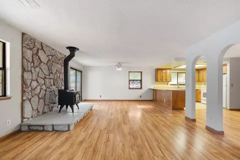 3211 Rupert Rd, Anderson, CA 96007 photo 9