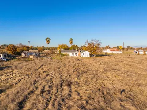 View/Area - 22505 Dove Ave, Gerber, CA 96035 photo 4 of 12