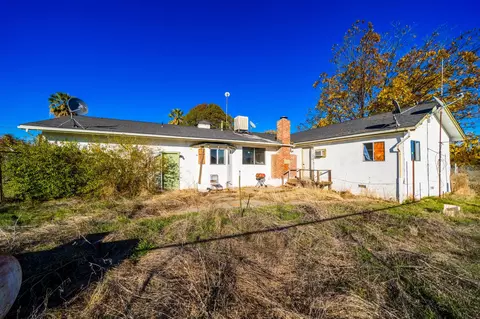 Exterior - 22505 Dove Ave, Gerber, CA 96035 photo 5 of 13